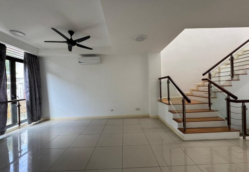 Mozart, Symphony Hills