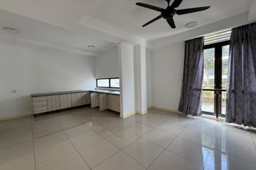 Mozart, Symphony Hills