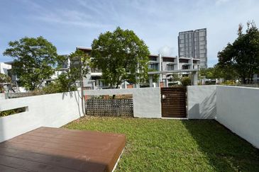 Mozart, Symphony Hills