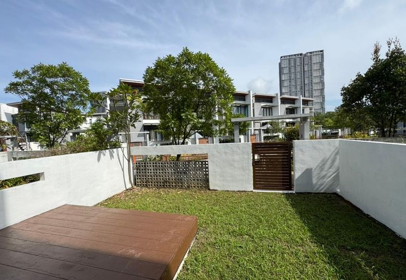 Mozart, Symphony Hills