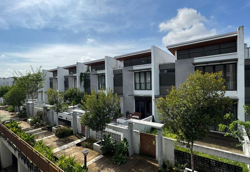 Mozart, Symphony Hills