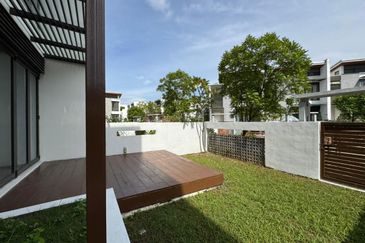 Mozart, Symphony Hills