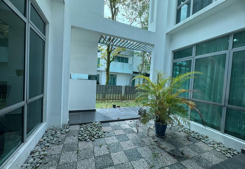 Liu Li Gardens Corner Lot for Sale at Setia Eco Glades Cyberjaya Well Maintained unit