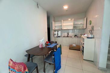 Liu Li Gardens Corner Lot for Sale at Setia Eco Glades Cyberjaya Well Maintained unit