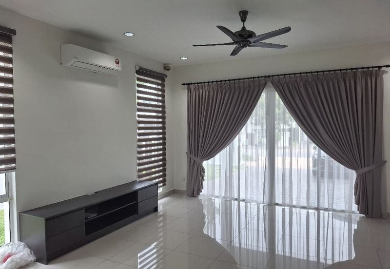 MYDiva, Perdana Lakeview East