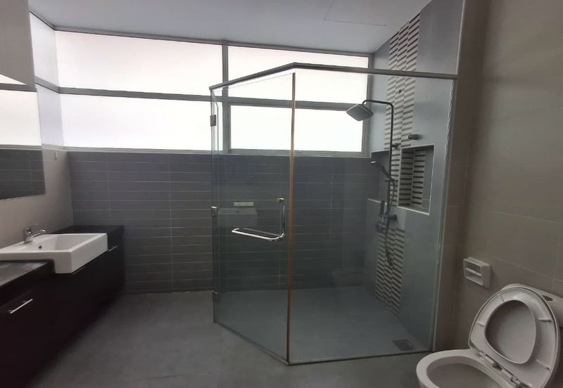 MYDiva, Perdana Lakeview East