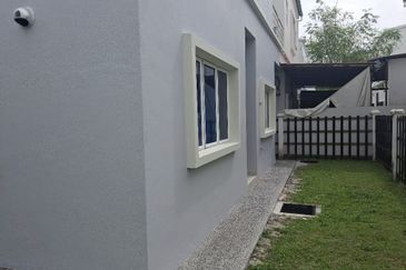 MYDiva, Perdana Lakeview East