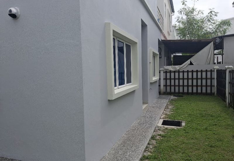 MYDiva, Perdana Lakeview East