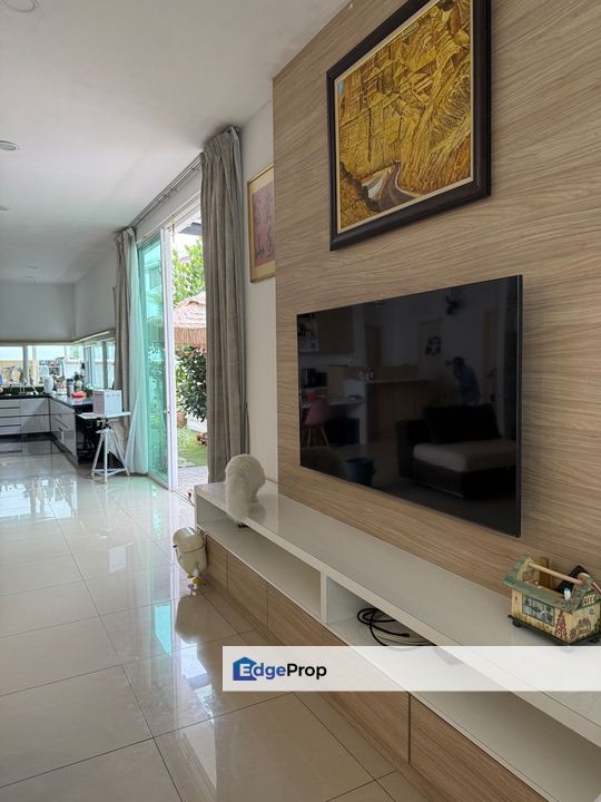 Evergreen Garden Residence Full Furnished and Renovation for sale at Cyberjaya, Selangor, Cyberjaya