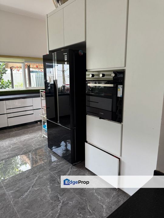 Evergreen Garden Residence Full Furnished and Renovation for sale at Cyberjaya, Selangor, Cyberjaya