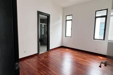 Lepironia Gardens, Setia Eco Glades