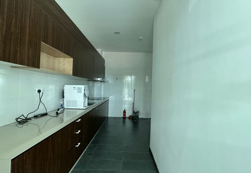 Jewels of Grasmere, Setia Marina