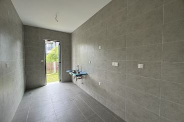 Isle of Botanica, Setia Eco Glades