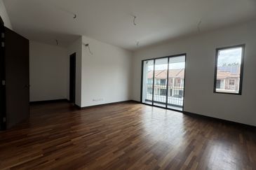 Isle of Botanica, Setia Eco Glades