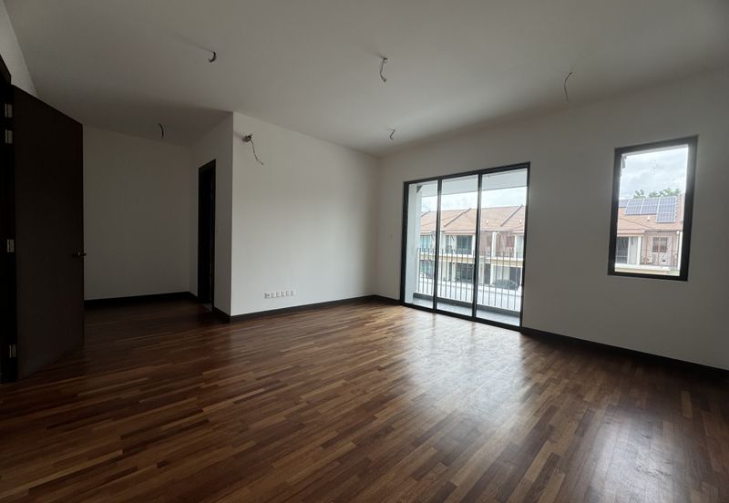 Isle of Botanica, Setia Eco Glades