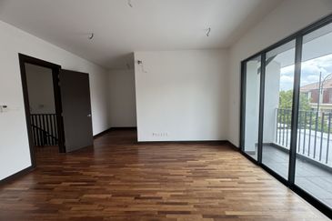 Isle of Botanica, Setia Eco Glades