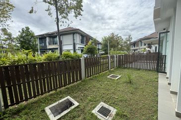 Isle of Botanica, Setia Eco Glades