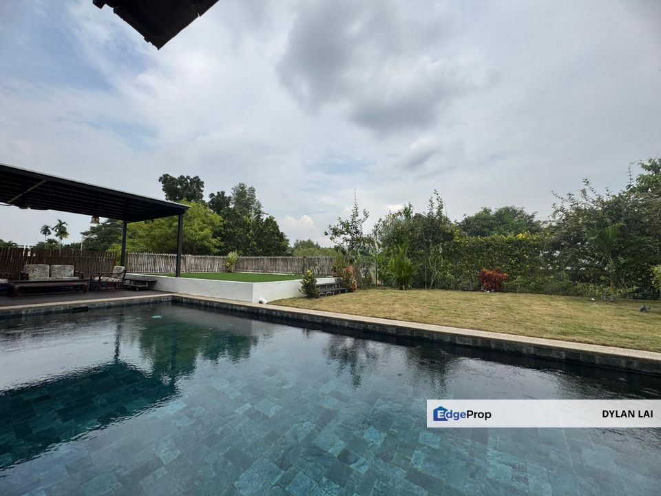 Perdana Lakeview East Bungalow Lot at Cyberjaya for sale with Private Swimming Pool, Selangor, Cyberjaya