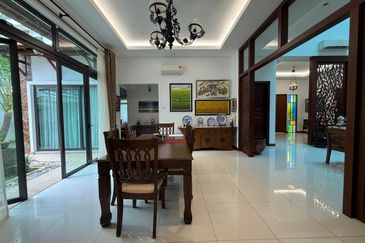 Perdana Lakeview East