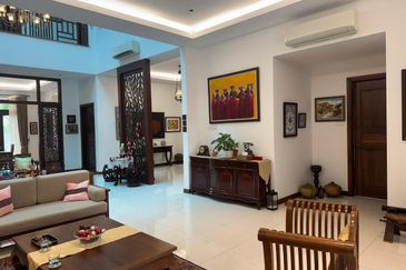 Perdana Lakeview East