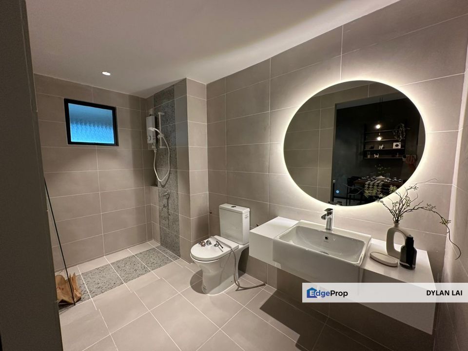 Vybe @ Techzone Cyberjaya Full Furnished Full Renovation and Full Loan for sale completion soon, Selangor, Cyberjaya