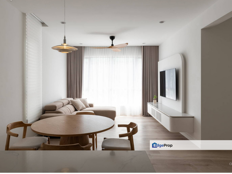 Lakefront Home BELOW MARKET selling Full Furnished Full Loan available, Selangor, Cyberjaya