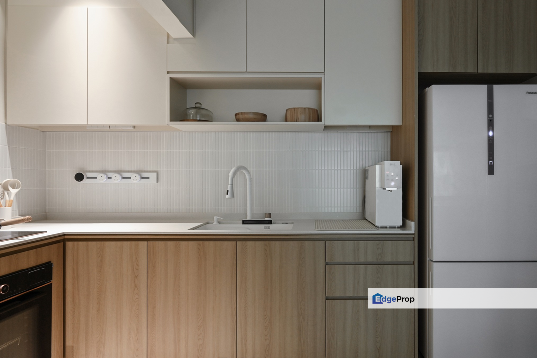 Pr1ma Lakefront Home BELOW MARKET selling Full Furnished Full Loan available, Selangor, Cyberjaya