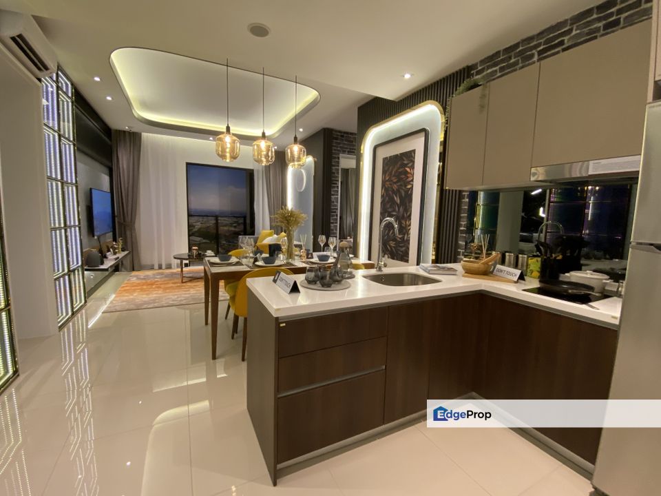 Lakepoint Residence BELOW MARKET selling Full Furnished Full Loan available, Selangor, Cyberjaya