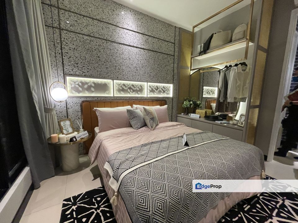 Lakepoint Residence BELOW MARKET selling Full Furnished Full Loan available, Selangor, Cyberjaya