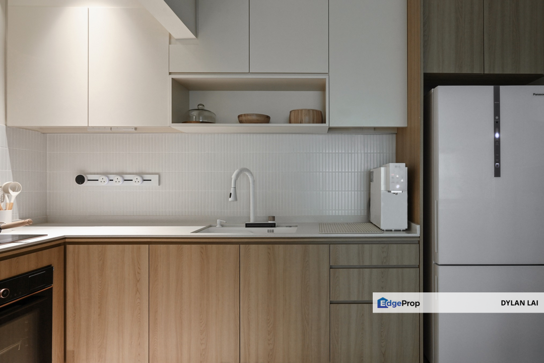 Mirage by the Lake BELOW MARKET selling Full Furnished Full Loan available, Selangor, Cyberjaya