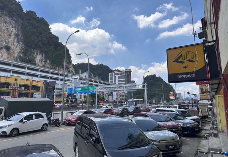 Taman Sri Batu Caves