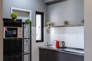 Amber Residence @ twentyfive.7