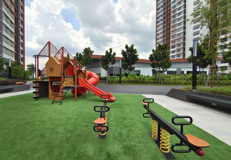 Amber Residence @ twentyfive.7