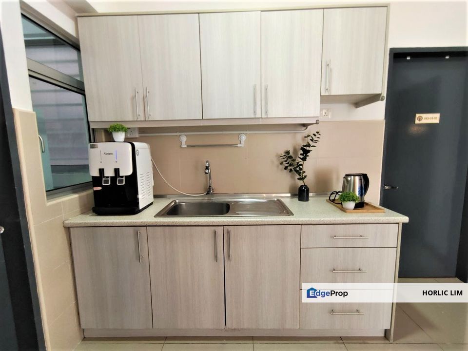 Residensi Desa Kuchai Lama Kuala Lumpur Condominium Room Rental - Female Medium Room For Rent, Kuala Lumpur, Kuchai Lama