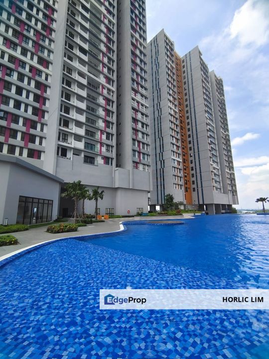 Trio by Setia Bandar Bukit Tinggi Selangor Serviced Residence Room Rental - Medium Room For Rent, Selangor, Bandar Botanic/Bandar Bukit Tinggi