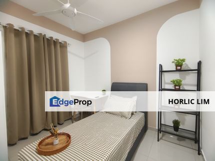 Rimbayu Seruang Duduk Small Room For Rent Anytime Can Move in, Selangor, Kuala Langat