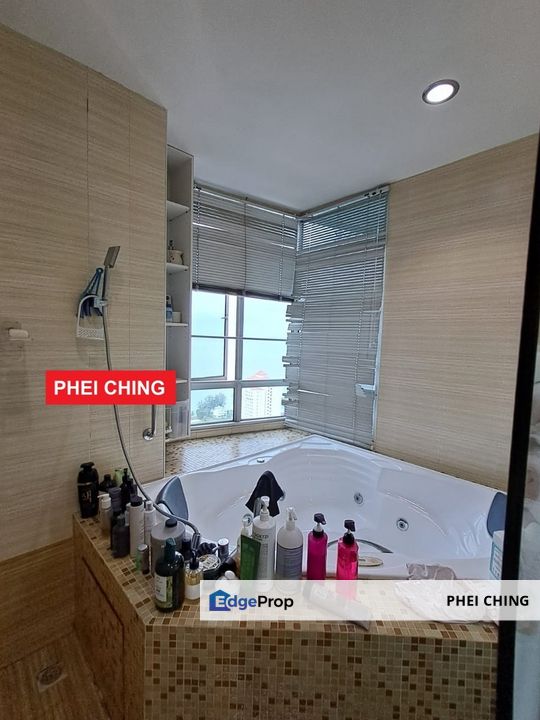 Gelugor, Penang - Luxurious 3 Storey Penthouse Living at The View Condominium, Penang, Batu Uban