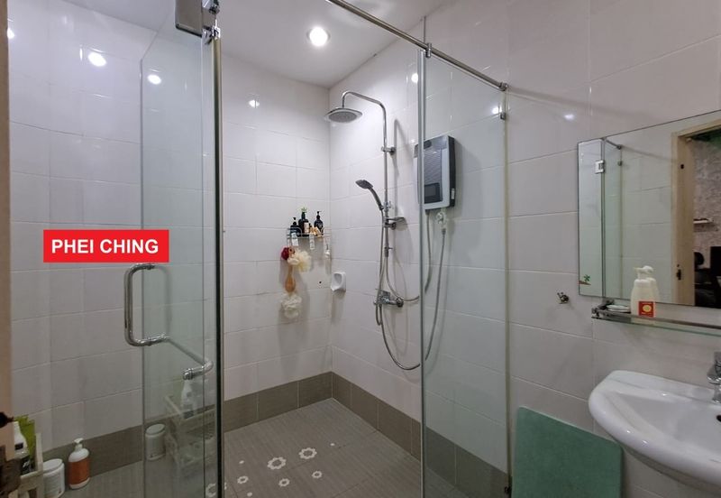 The View (Twin Towers)