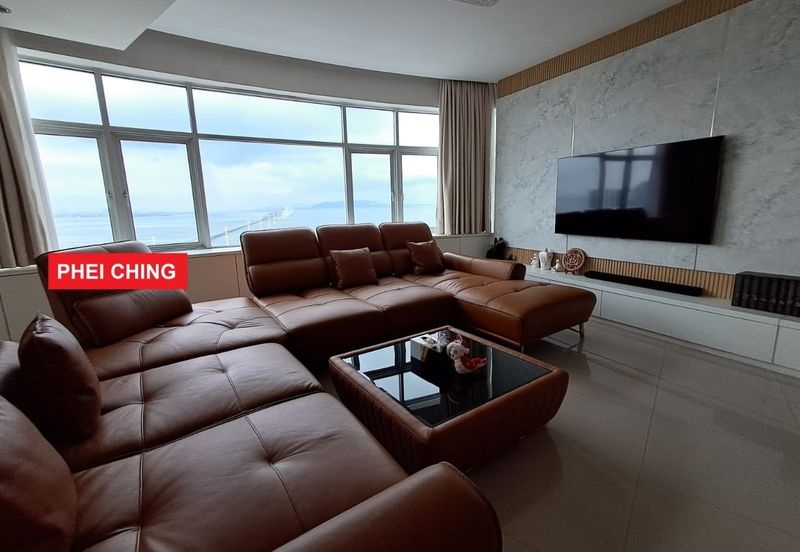 The View (Twin Towers)