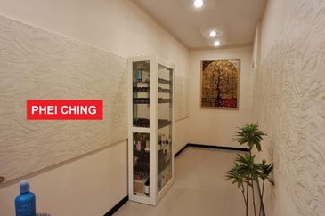 The View (Twin Towers)