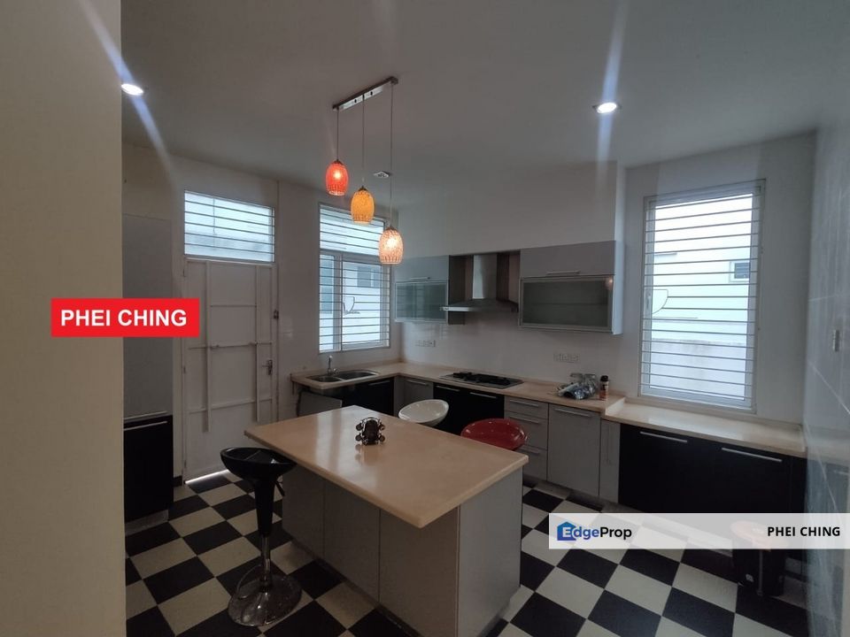 3 Storey Seaside Bungalow @ Teluk Kumbar for Sale - RM1,700,000, Penang, Teluk Kumbar