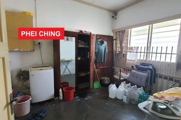 Timeless Bungalow with Large Land in Bukit Gelugor for SALE - RM4,900,000 negotiable 