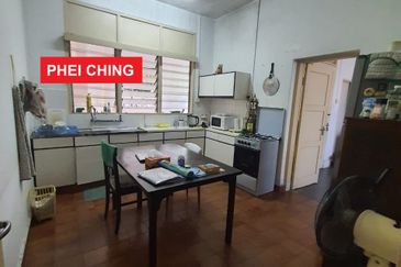 Timeless Bungalow with Large Land in Bukit Gelugor for SALE - RM4,900,000 negotiable 