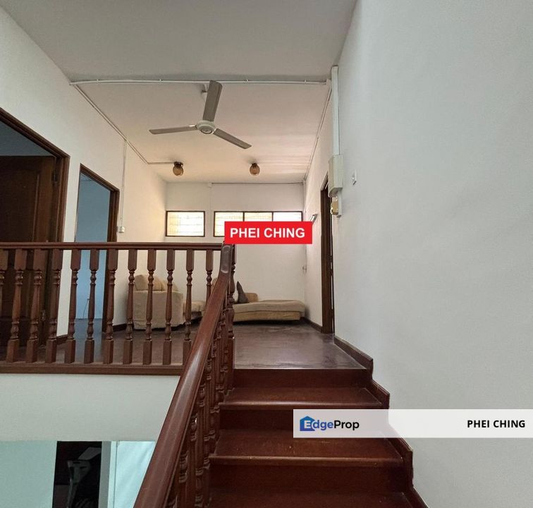 Taman Century, Batu Uban, Georgetown - Spacious Freehold 2.5 Storey Terrace for SALE - RM1,600,000, Penang, Batu Uban