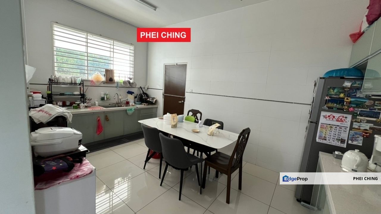 Teluk Kumbar, Bayan Lepas - D'Zone Condominium For Sale - Renovated & Furnished - RM525,000 only, Penang, Bayan Lepas