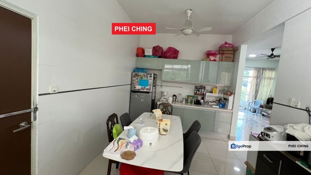 Teluk Kumbar, Bayan Lepas - D'Zone Condominium For Sale - Renovated & Furnished - RM525,000 only, Penang, Bayan Lepas
