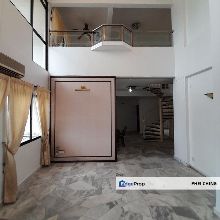 Lavinia Apartment (Penthouse) @ Taman Sri Nibong, Gelugor for Sale - RM575,000, Penang, Sungai Nibong