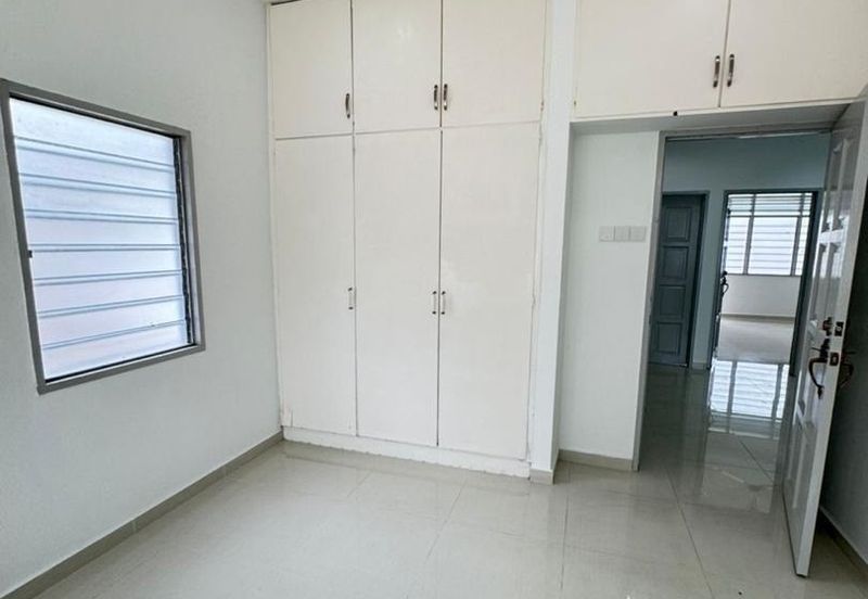 Air Itam - 2 Storey Semi Detached @ Jalan Matang Kucing for Rent - RM4,000 negotiable