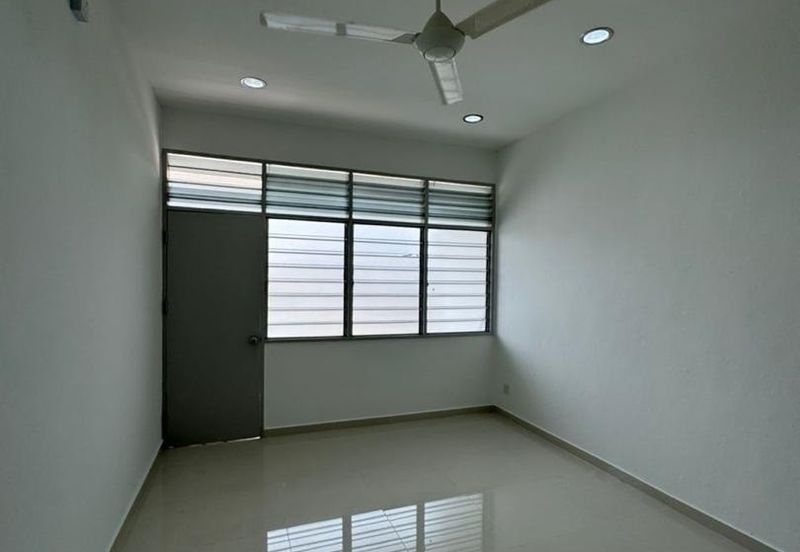 Air Itam - 2 Storey Semi Detached @ Jalan Matang Kucing for Rent - RM4,000 negotiable