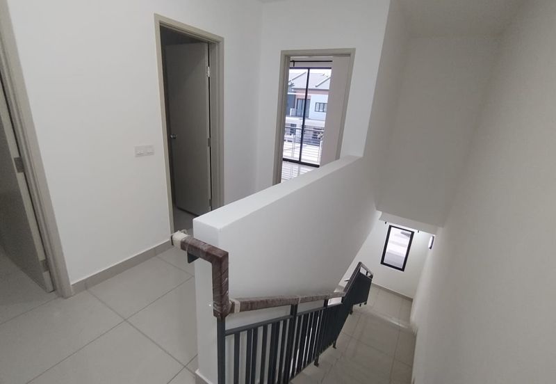 Robin @ Bandar Rimbayu